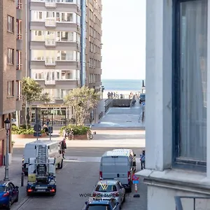 Spacious Closeby The Sea Up To 6 People! , Oostende België